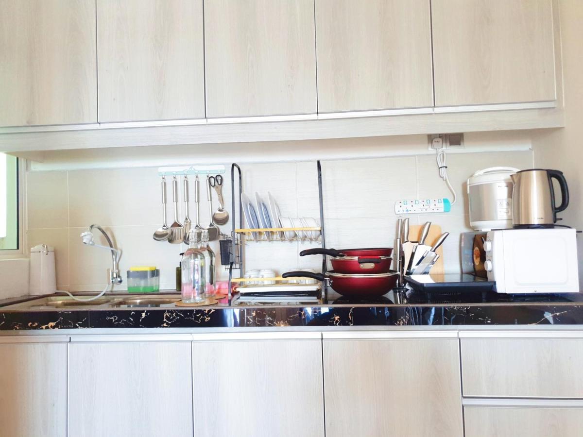 Klia Ehsan Residence Sepang Nilai Greenery 8 Pax Air-Con Buitenkant foto