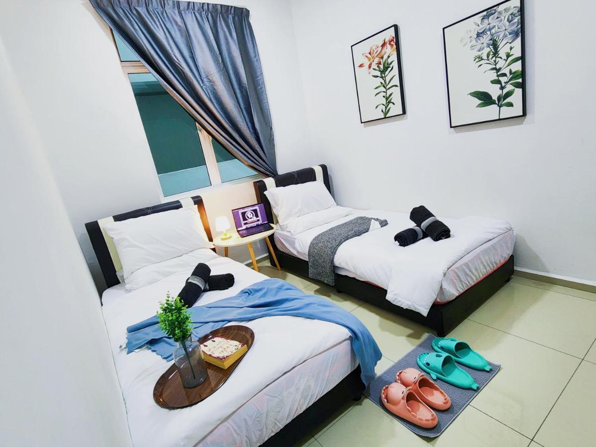 Klia Ehsan Residence Sepang Nilai Greenery 8 Pax Air-Con Buitenkant foto