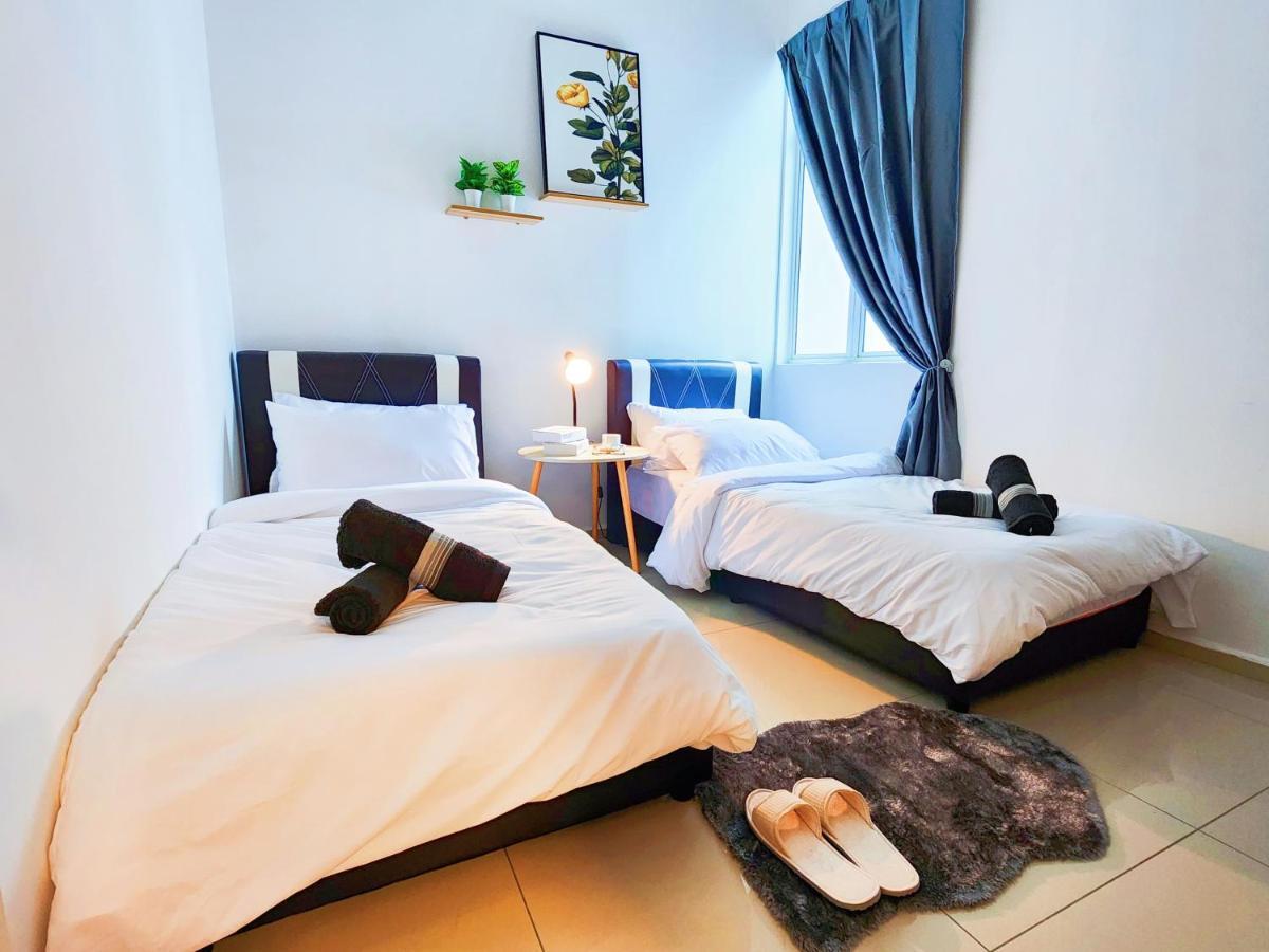 Klia Ehsan Residence Sepang Nilai Greenery 8 Pax Air-Con Buitenkant foto